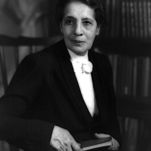 Lise_Meitner_(edited)-1