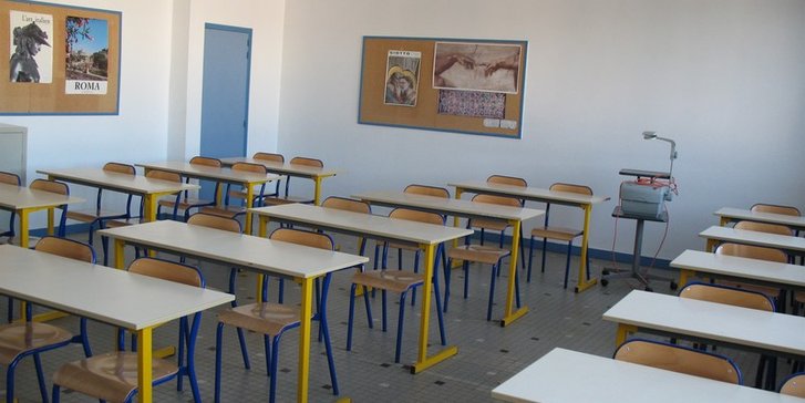 Salle_d'italien_au_lycée_Claude_Lebois_(Saint-Chamond)