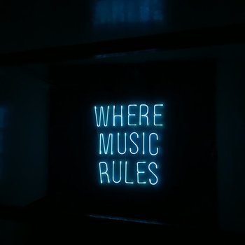 catherine-kachvartanian-B806X0_umOc-unsplash