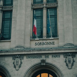 guillaume-didelet-K8iyRjll2m0-unsplash