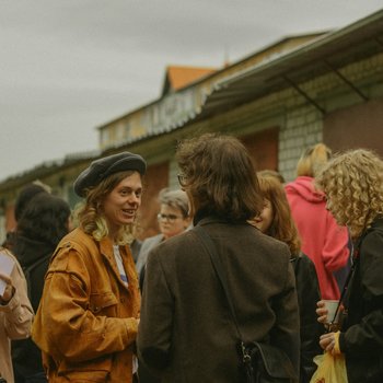 kate-bezzubets-z7btlKrdmrI-unsplash