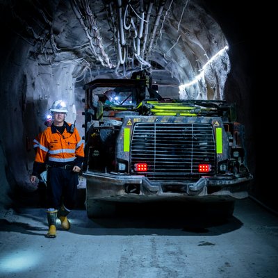 munkh-erdene-eenee-HA_akXkTrd0-unsplash