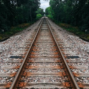 tom-barrett-wqQ4NNG_J28-unsplash